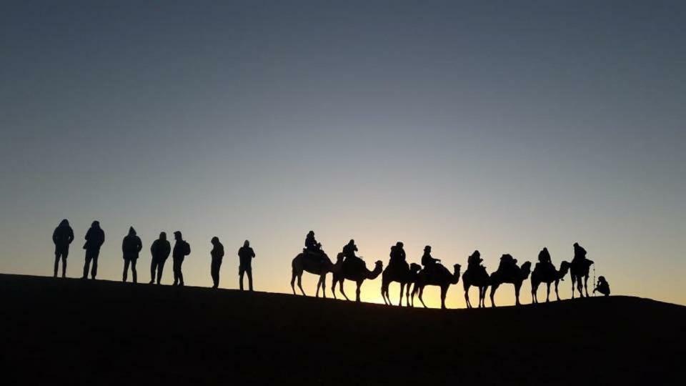 Galaxy Desert Camp Мерзуга Екстер'єр фото